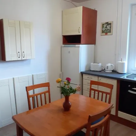 Apartment Macskafogo, Tunderi Szallas A Belvarosban